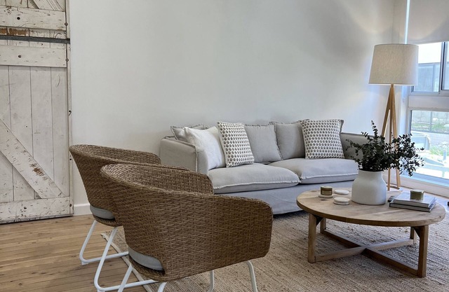 Renovated home close to sports precinct, hospital and short walk to Albury CBD
