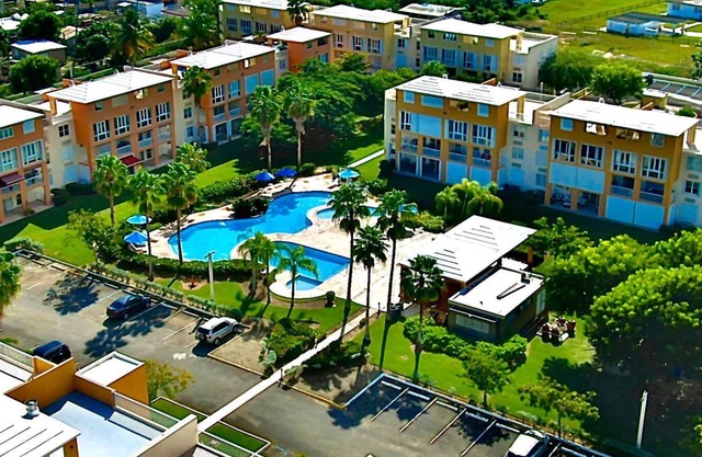 Renovated! Relax, explore and enjoy- Beachfront Villa @ Malibu Beach Loiza