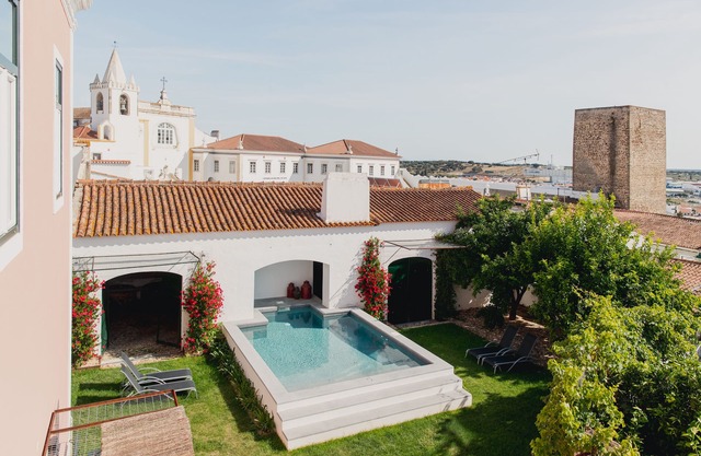 Renovated Sec. XVII - Tranquility, Comfort and well-being in the Alentejo!