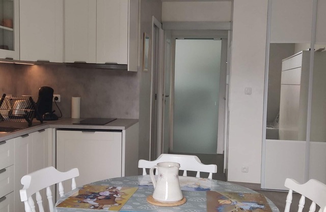 Renovated Studio in Autrans, Sleeps 4, Ski Shuttle Nearby, Private Parking, Balcony