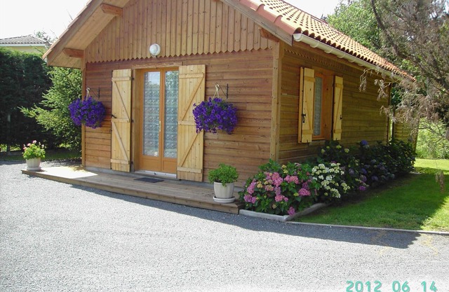 Rental CHALET BISCARROSSE CLASS 2 STARS in fenced park