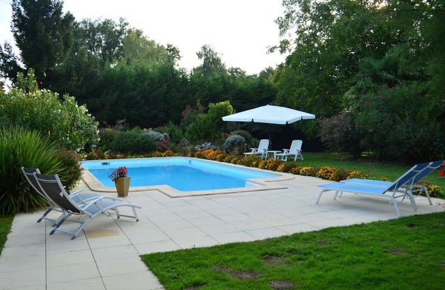 RENTAL HOUSE FOR HOLIDAYS FOR 8 PEOPLE 6 ADULTS 2 CHILDREN