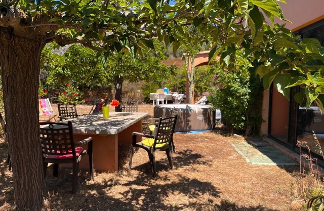 Rental villa f3 cala d'orzo 1km from the beach, peace and quiet