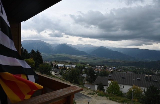 Rents in Font Romeu apartment 40 m2 duplex southern exposure.