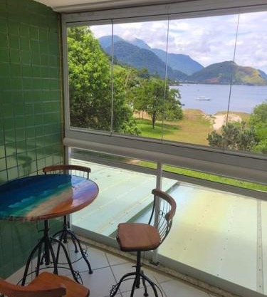 Reserva do Sahy APT Frente Mar Pé na areia