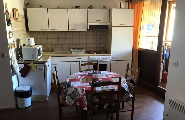 Residence 4 Suns - APARTMENT 2 PARTS + COIN MONTAGNE-ECLOSE EST