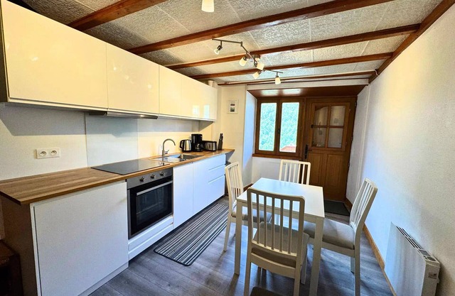 Residence Clochette - House renovated on 2 floors exposed West