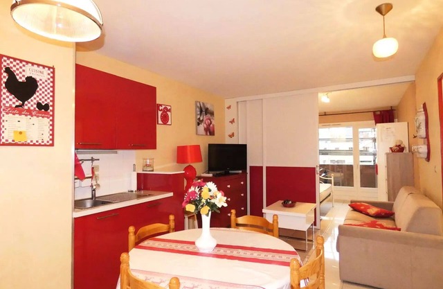 Residence Le Cocher De La Reine - In pleasant neighborhood, well equipped accommodation!