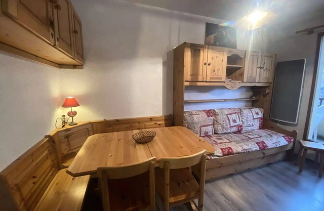 Residence Val Blanc 2 - Cosy renovated apartment for 4 to 5 people