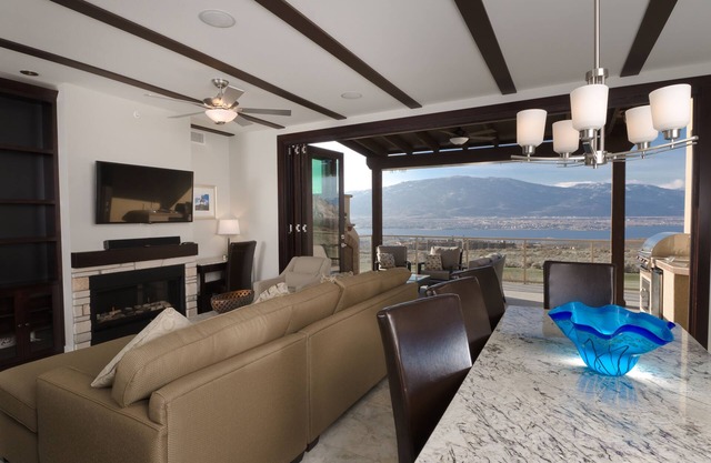 Residences at Spirit Ridge with pool access