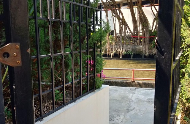 Resort Style Condo @Heart of Bangkok- Quiet location- Fast Wifi -24 Hour Checkin