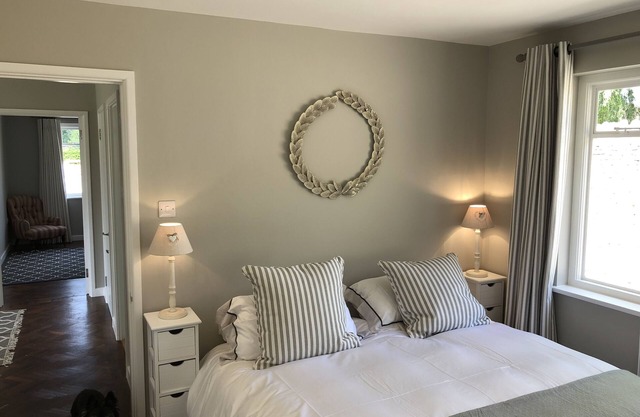 Rest, ramble, relax for a secluded weekend or holiday in chic Cotswold cottage.
