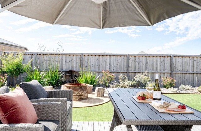 Retreat to the Coast - Sleeps 6