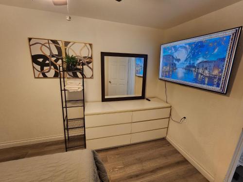 RGS cottage in Los Angeles