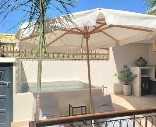 Riad Isahiac avec piscine en exclusivité