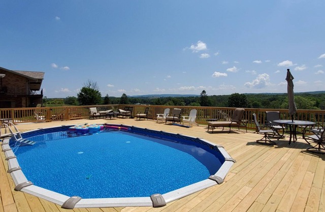 Ridgecrest: Private Pool, Hot Tub, Panoramic Mountain Views!