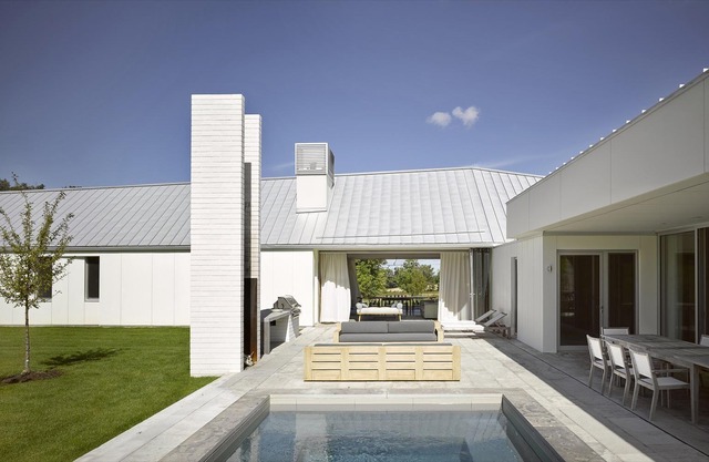 Right out of a magazine! 5 bedrooms plus pool and hot tub!