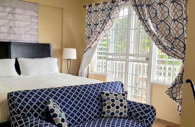 🌴 Rincón Retreat – WaveView Studio King Bed Sunsets & Serenity