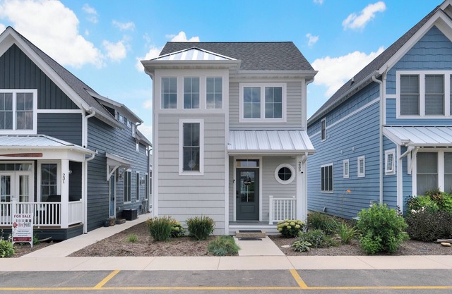River Happy | 3 Bed, 2.5 Bath