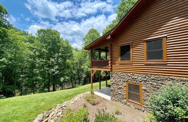 River Raves - Lansing, NC