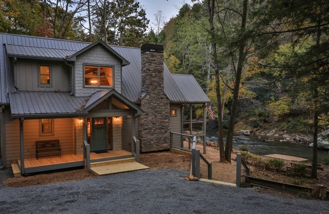 River Rock Retreat | Ellijay, GA