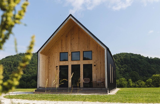 River's Edge at Three Suns Cabins