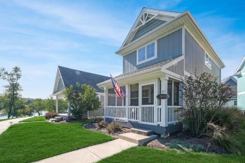 River Shores Cottage