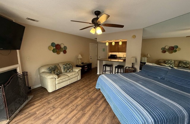 Rivers Edge Condo 803C