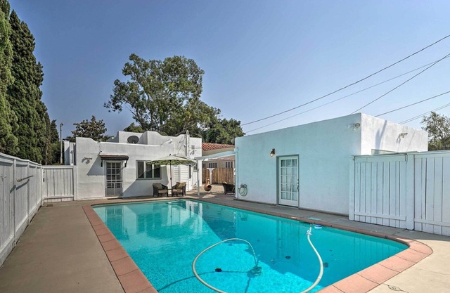 Riverside Casita by Shops, Restaurants & More