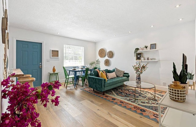Riverside Comfort: Spacious 2BR Apartment