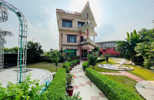 Riverview Boutique Hotel & Restaurant