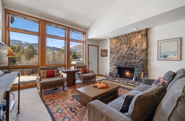 RMR: Wheatgrass 2222 Condo in The Aspens/Wilson,WY