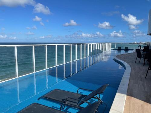 RN Studio Premium Max Rev