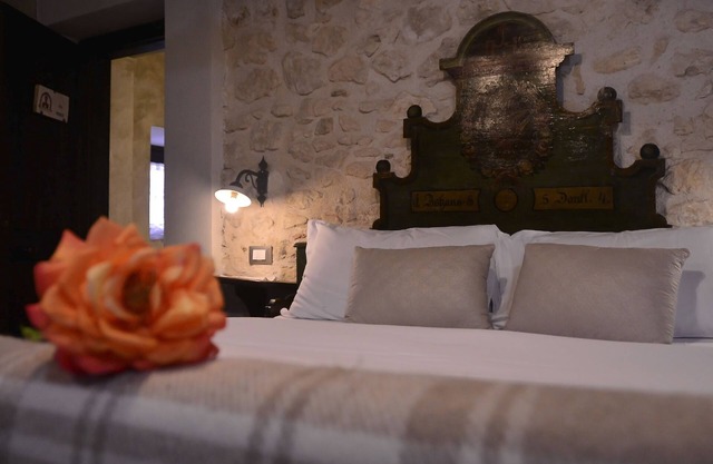 Robur Marsorum Albergo Diffuso
