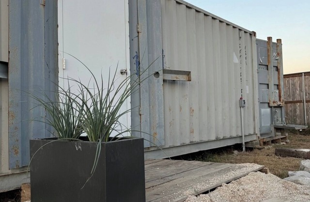 Rockin' 40' Container