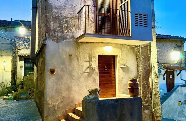 Romantic All-Inclusive Castle Escape Near Rome