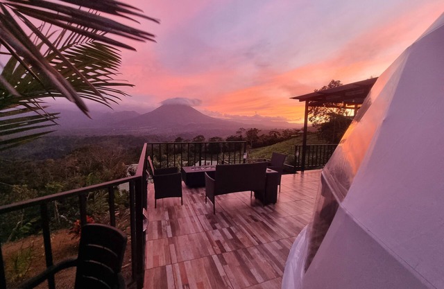 Romantic Domes With Breathtaking Views of Arenal Volcano