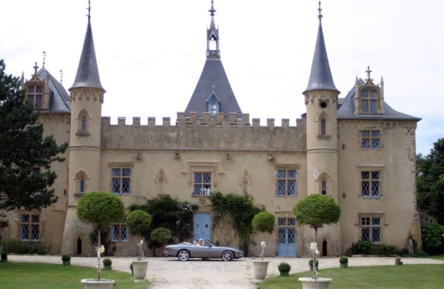 Romantic Private Chateau Apartment in Beautiful French Countryside