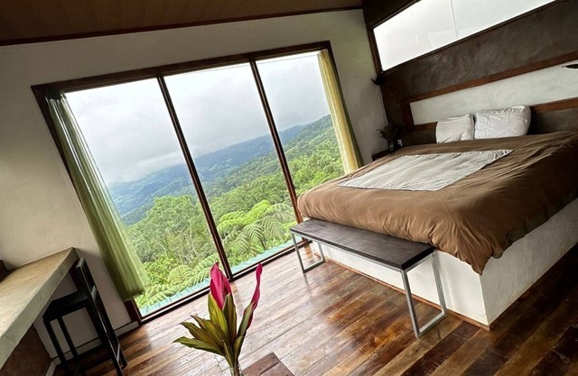 Romantic Studio Retreat with Breathtaking Ocean & Mountain Scenery