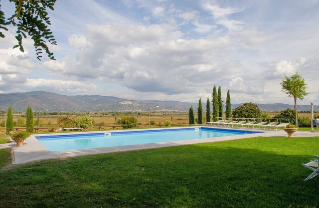 Romantic Villa for group & wedding in exclusively -Cortona Tuscany