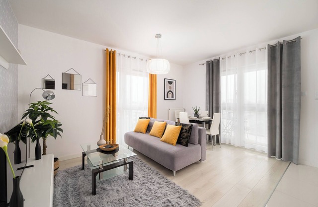 Rondo Wiatraczna Deluxe Apartment