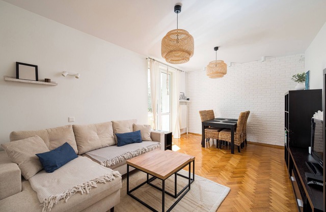 Rondo Wiatraczna Stylish Apartment