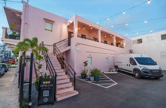 Room 4: Compact Bunk Room in Arts District