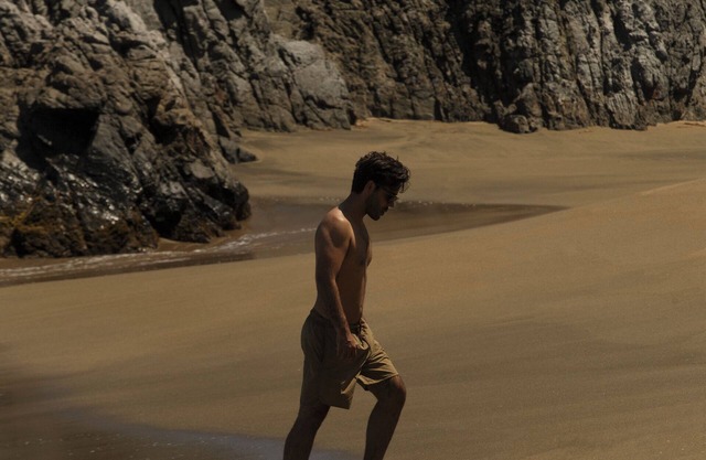 ROOM 5- OCEAN FRONT Large private balcony and open concept design