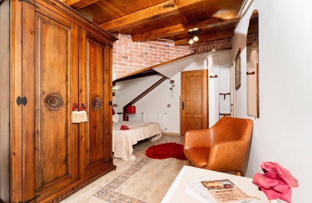 Room 'Camelia' with Mountain View, Shared Terrace and Wi-Fi