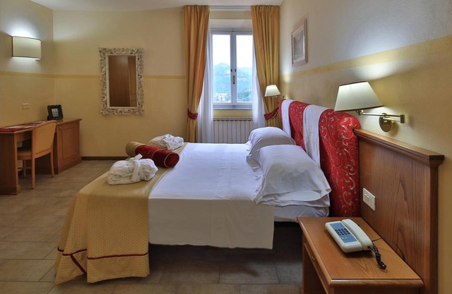 Room 'Camera Standard Doppia' with Shared Garden, Wi-Fi and Air Conditioning