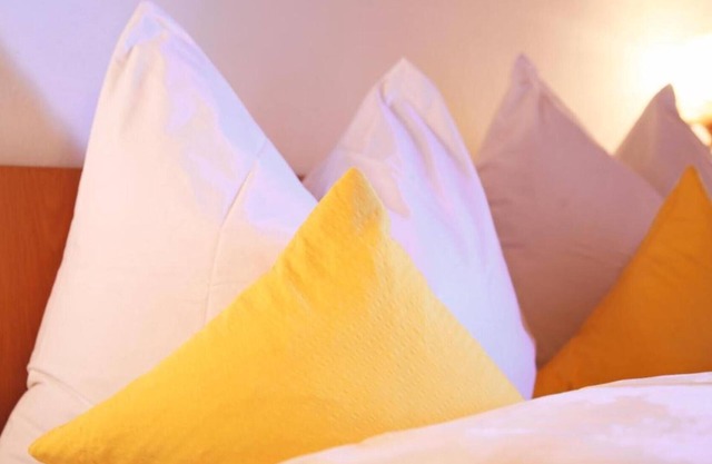 Room 'Dreibettzimmer 2' with Mountain View, Private Terrace and Wi-Fi