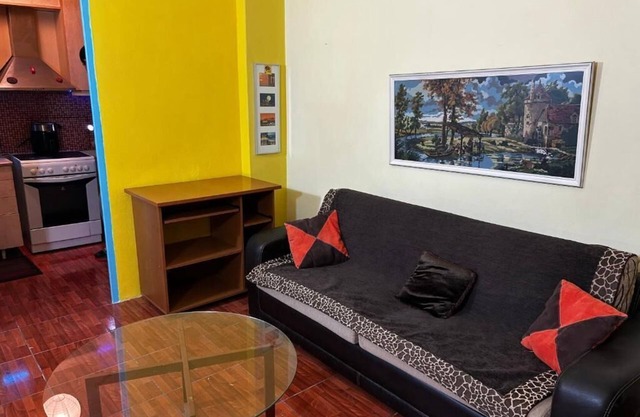 Room & Easy access in the center of Athens! n Hub transport area for travel.