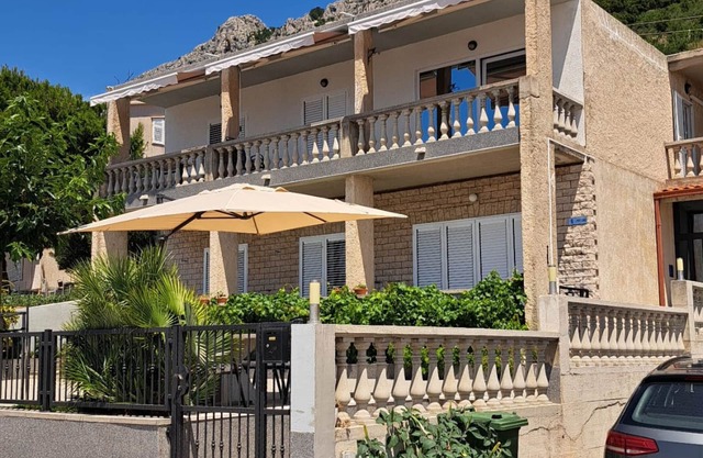 Room in Brela with Seaview, Terrace, Air condition, WIFI (4947-2)