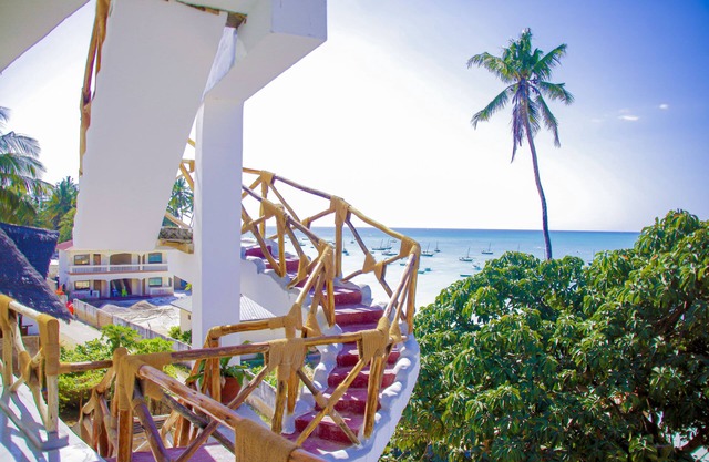 Room L- Room s beach front sea view 3rdlat 2 guests